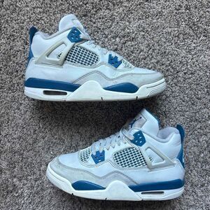 Nike Air Jordan 4 Military Blue Size 5.5 Youth (Size 7 Women's)